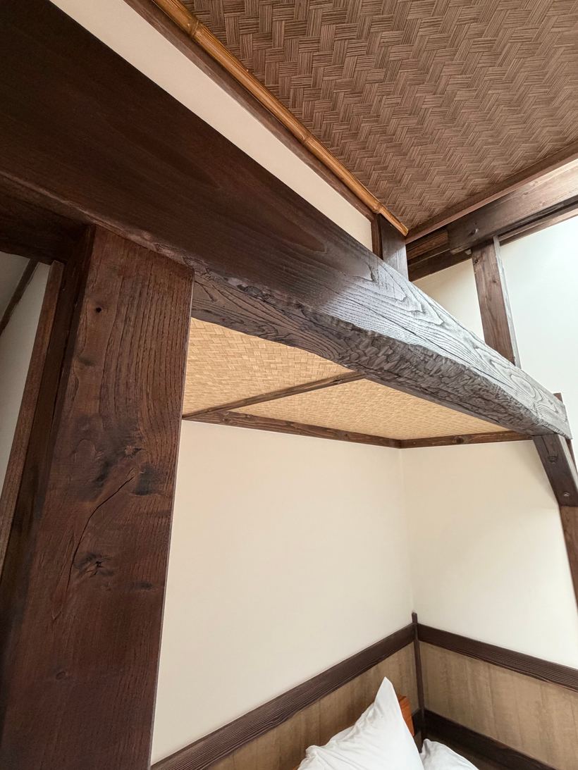 栗の木の柱と梁